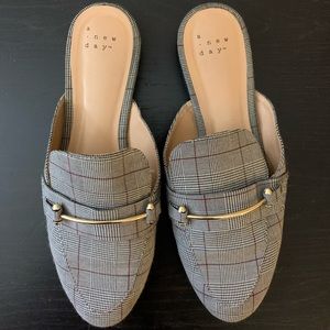 Mules/backless loafers
